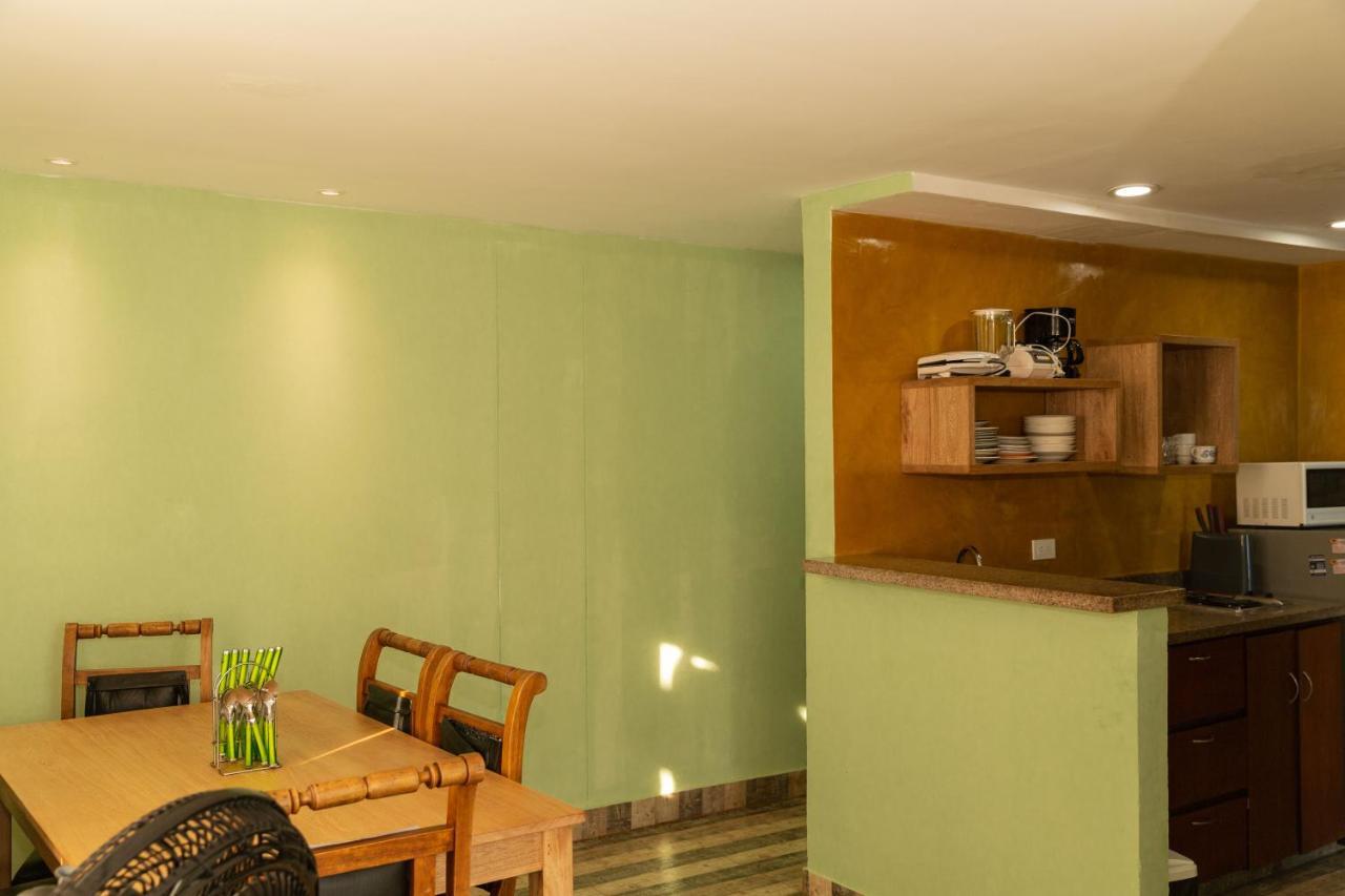 "Low Cost" Conquistador-Laguito Cartagena  Exterior foto