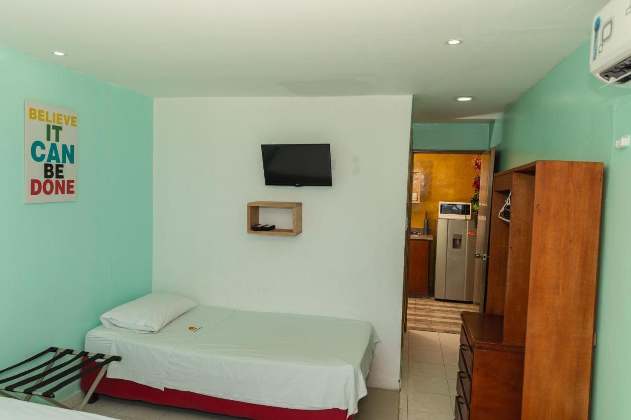 "Low Cost" Conquistador-Laguito Cartagena  Exterior foto
